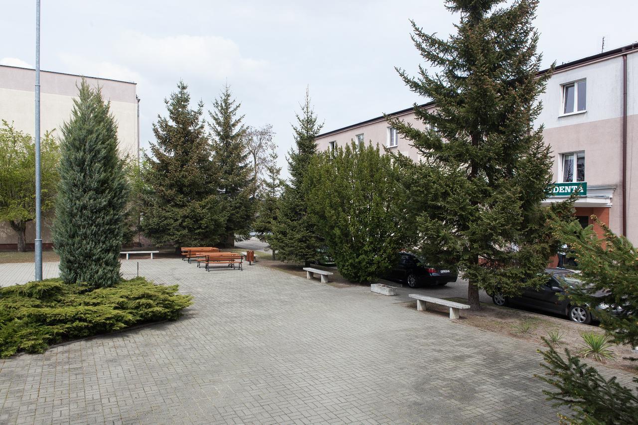 Albergue Dom Studenta Nr 1 Ans W Koninie Konin  Exterior foto